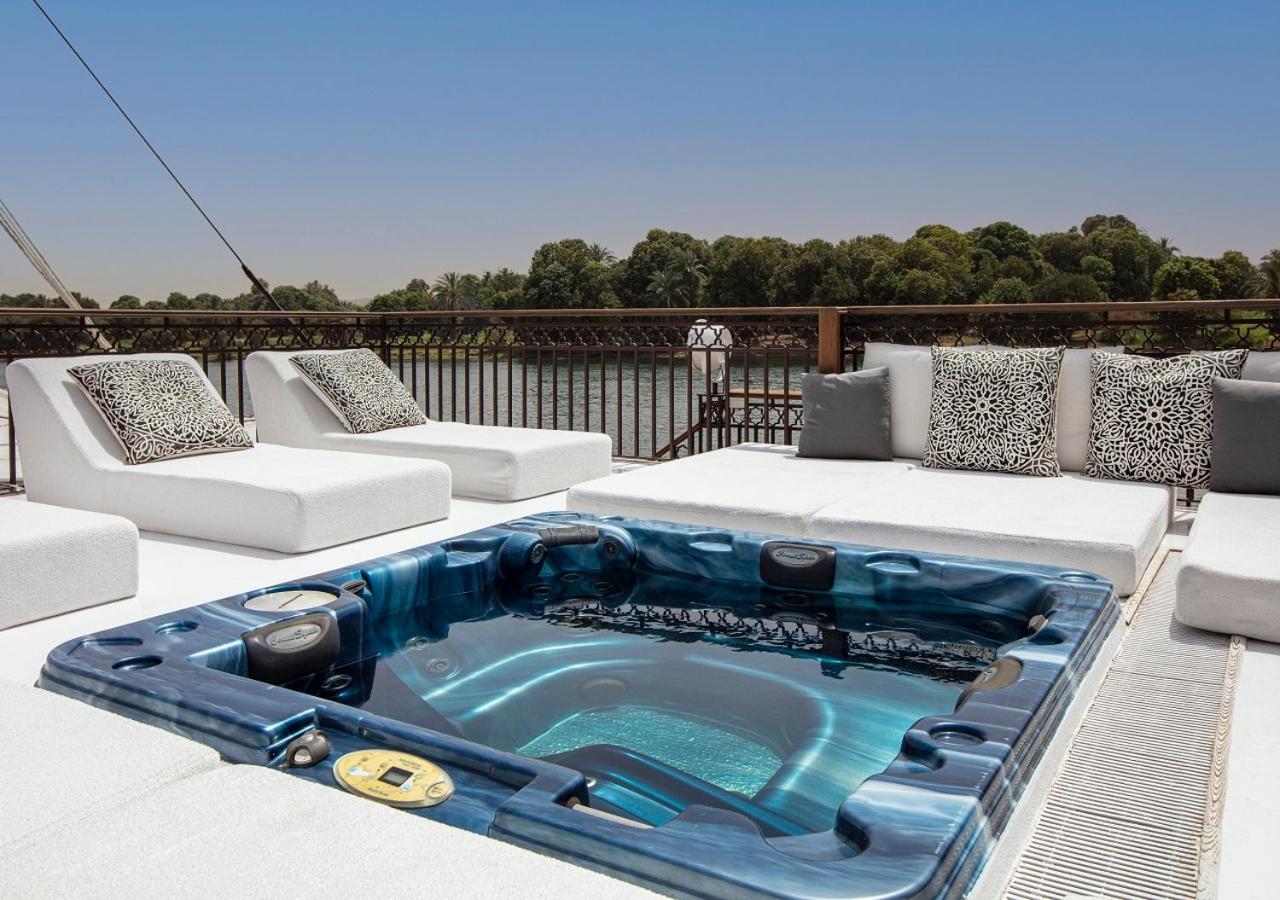 Dahabeya Yakouta Nile Cruise-Every Monday From Luxor- Aswan For 05 Nights エクステリア 写真