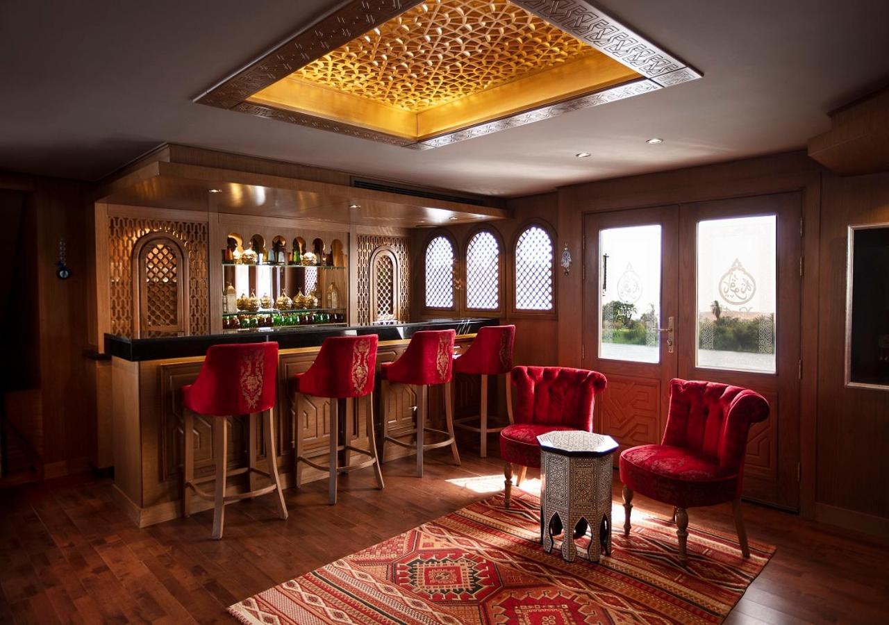 Dahabeya Yakouta Nile Cruise-Every Monday From Luxor- Aswan For 05 Nights エクステリア 写真